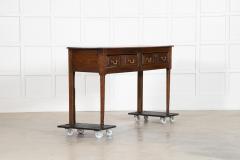 George III English Vernacular Oak Dresser Base - 4329152