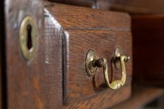 George III English Vernacular Oak Dresser Base - 4329162