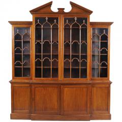 George III Mahogany Breakfront Bookcase - 3740701