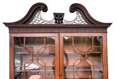 George III Mahogany Bureau Bookcase - 4645481