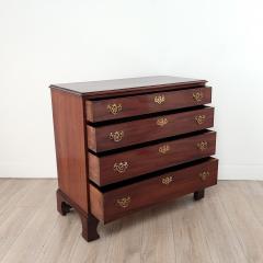 George III Mahogany Chest England circa 1790 - 3511785