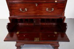 George III Mahogany Chest on Chest - 2987512