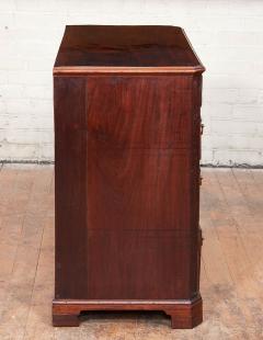 George III Mahogany Kneehole Desk - 3077859