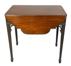 George III Mahogany Pembroke Table In The Manner Of Chippendale - 4149470