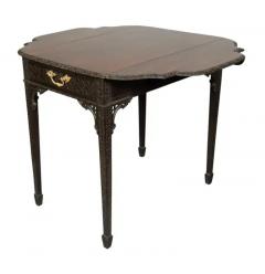 George III Mahogany Pembroke Table In The Manner Of Chippendale - 4149518