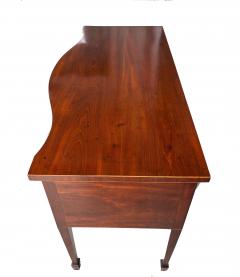George III Mahogany Serpentine Sideboard - 4253831