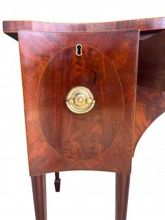 George III Mahogany Serpentine Sideboard - 4253862
