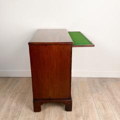 George III Mahogany Small Dresser Chest with Brushing Slide England circa 1880 - 2489830