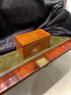 George III Mahogany Tea Caddy - 2555644