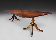 George III Mahogany Two Pillar Dining Table with 2 leaves - 4625861