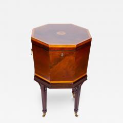 George III Mahogany and Satinwood Inlaid Cellarette - 3801099