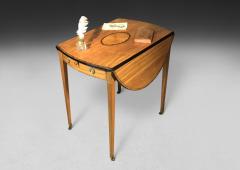George III Period Satinwood and Rosewood Crossbanded oval Pembroke table - 4478378