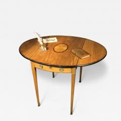 George III Period Satinwood and Rosewood Crossbanded oval Pembroke table - 4483613