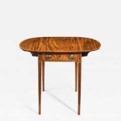 George III oval mahogany and king wood banded Pembroke table - 900240