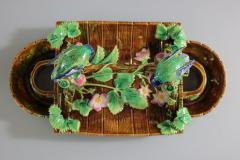 George Jones Majolica Blue Tit Strawberry Server - 2340634