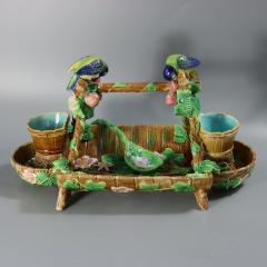 George Jones Majolica Blue Tit Strawberry Server - 4814505