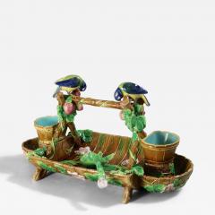 George Jones Majolica Blue Tit Strawberry Server - 4817379