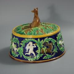 George Jones Majolica Deer Game Pie Dish and Liner - 3996434