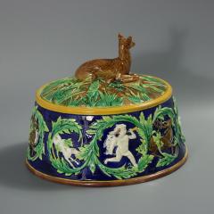 George Jones Majolica Deer Game Pie Dish and Liner - 3996436