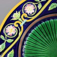 George Jones Majolica Dog Rose Plate - 4604556