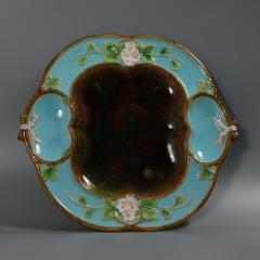 George Jones Majolica Strawberry Serving Dish - 4604533