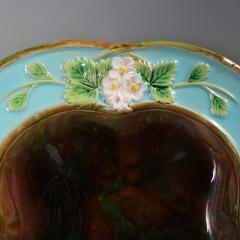 George Jones Majolica Strawberry Serving Dish - 4604534