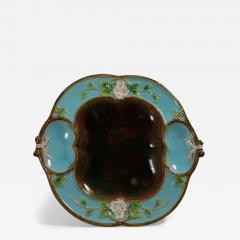 George Jones Majolica Strawberry Serving Dish - 4604563
