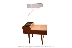 George Nelson George Nelson Herman Miller Walnut Planter Lamp Table Model 4634 L - 2990646