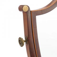 George lIl mahogany swinger shield dressing mirror on a serpentine box stand - 3279120