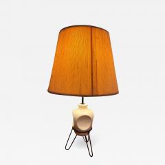 Georges Jouve MID CENTURY MODERNIST WHITE CERAMIC LAMP IN THE MANNER OF GEORGES JOUVE - 2549521