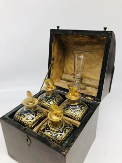 Georgian Cased decanters and glass  - 2634924