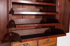 Georgian English Arched Mahogany Inlaid Linen Press - 4371609