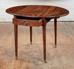 Georgian Mahogany Oval Pembroke Table - 2740977