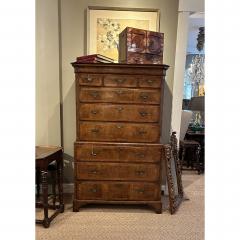 Georgian Walnut Chest on Chest Circa 1720 - 3705354