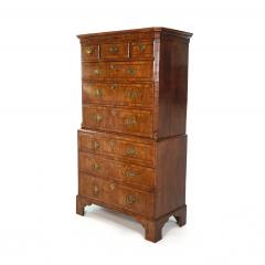 Georgian Walnut Chest on Chest English circa 1720 - 4645996
