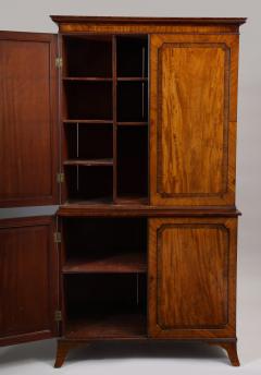 Georgian mahogany linen press - 1357658