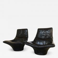 Gerard van den Berg Pair of Lounge Arm Chairs by Gerard van den Berg Model Mantis  - 1060633