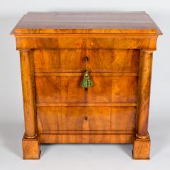 German Biedermeier Walnut Chest of Drawers - 1303898