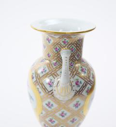 German Dresden Porcelain Painted Gilt Decorated Urn Shape Decorative Vase - 4793690