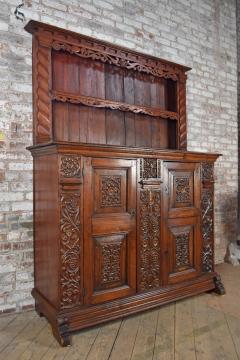 German Lower Rhine 18th Century Carved Pine Cabinet with Dish Rack - 1300556