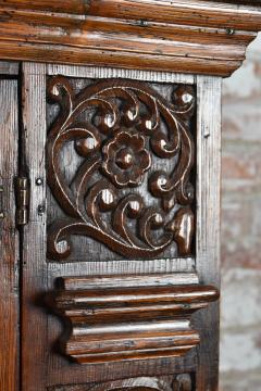 German Lower Rhine 18th Century Carved Pine Cabinet with Dish Rack - 1300561