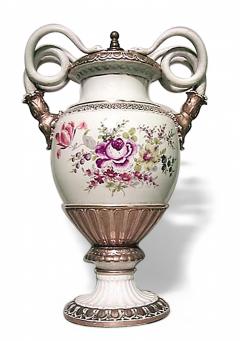 German White Meissen Porcelain Vase - 4321281
