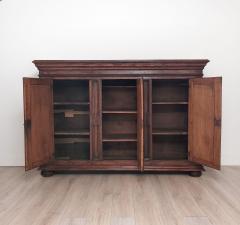 German or Italian Dairy Cabinet in Elm circa 1720 - 3425328