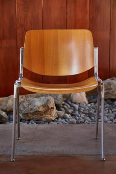 Giancarlo Piretti Set of Six 1960s Giancarlo Piretti Stackable Chairs for Castelli - 1012333