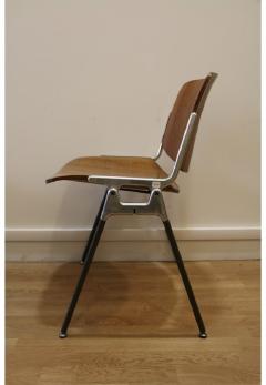 Giancarlo Piretti Set of Six Mid Century Modern Chairs by Giancarlo Piretti Italy 1970s - 907412