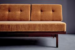 Gianfranco Frattini Daybed 882 by Gianfranco Frattini for Cassina in newly upholstered brown Mohair - 4391567