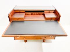 Gianfranco Frattini Mid Century Modern 804 Secretary Desk by Gianfranco Frattini for Bernini - 2912748