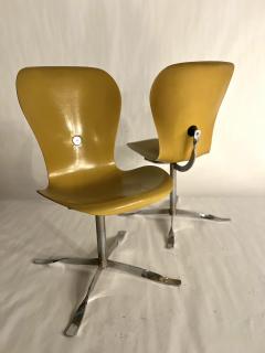 Gideon Kramer Pair of ION Chairs by Gideon Kramer - 3905193