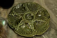 Gien 1950s French Set of 6 Green Majolica Oyster Plates in Original Wood Box - 1700094