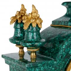 Gilt bronze and malachite Louis XVI clock - 3782298